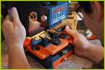 Expert Locksmith Services Forest Hills, NY 718-673-6786 - 18-key-making